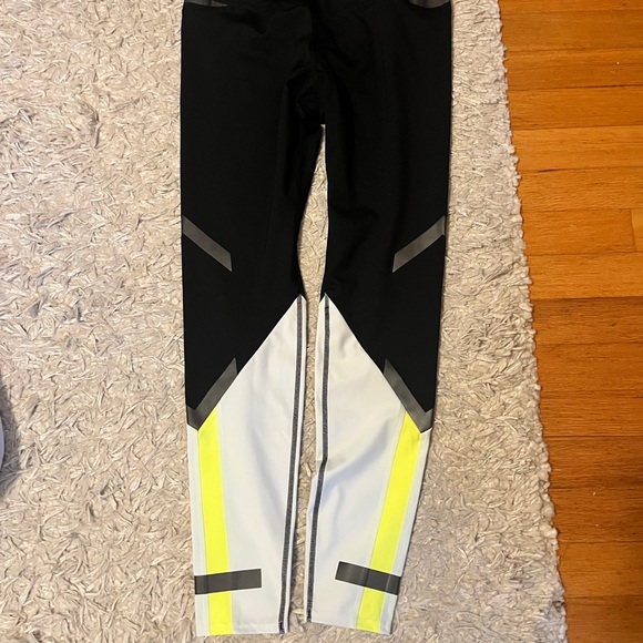 BROOKS womens Carbonite Tight M NWOT Run Visible - Picture 2 of 7